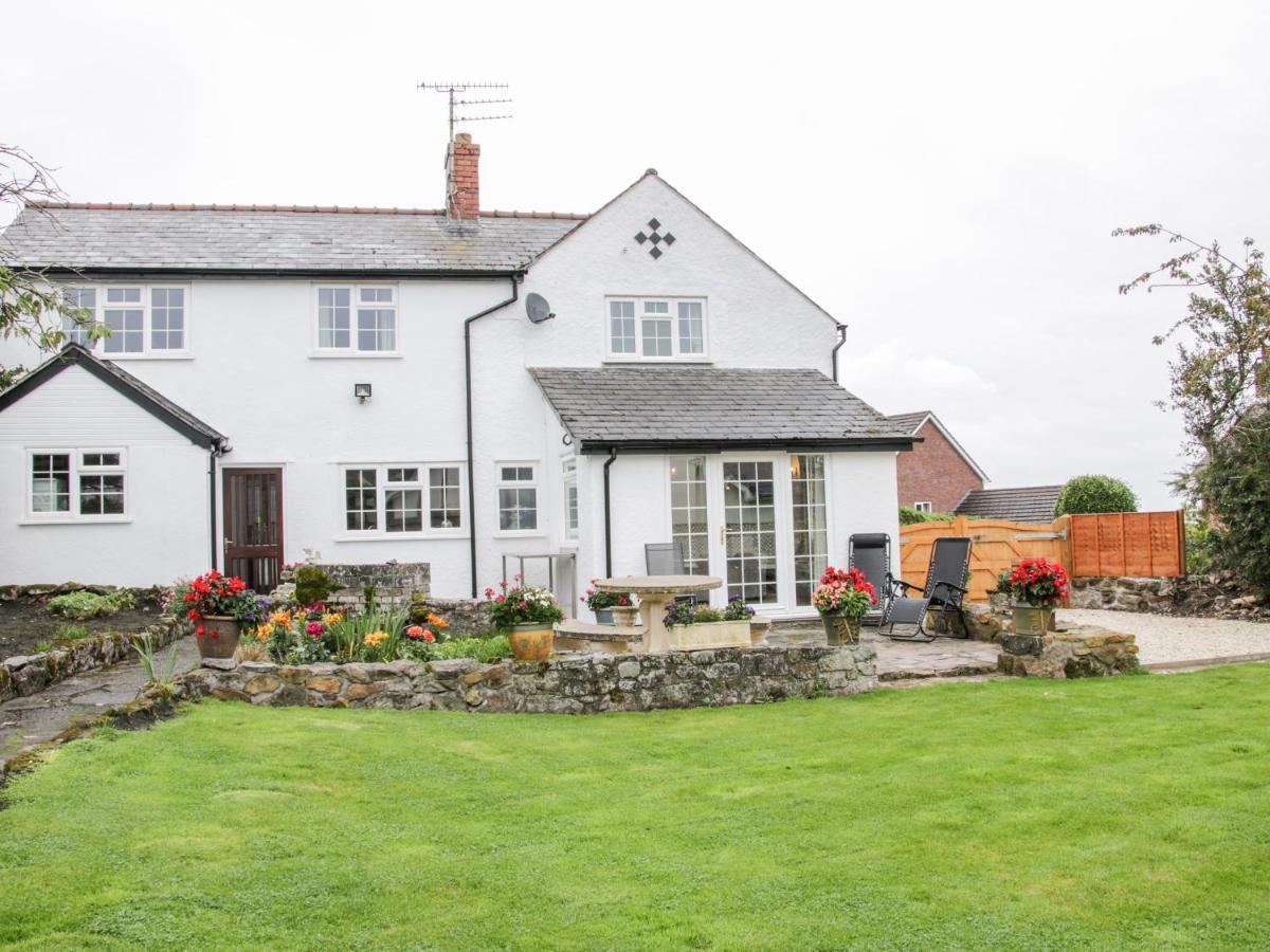 Bryn Celyn Villa Oswestry Eksteriør bilde