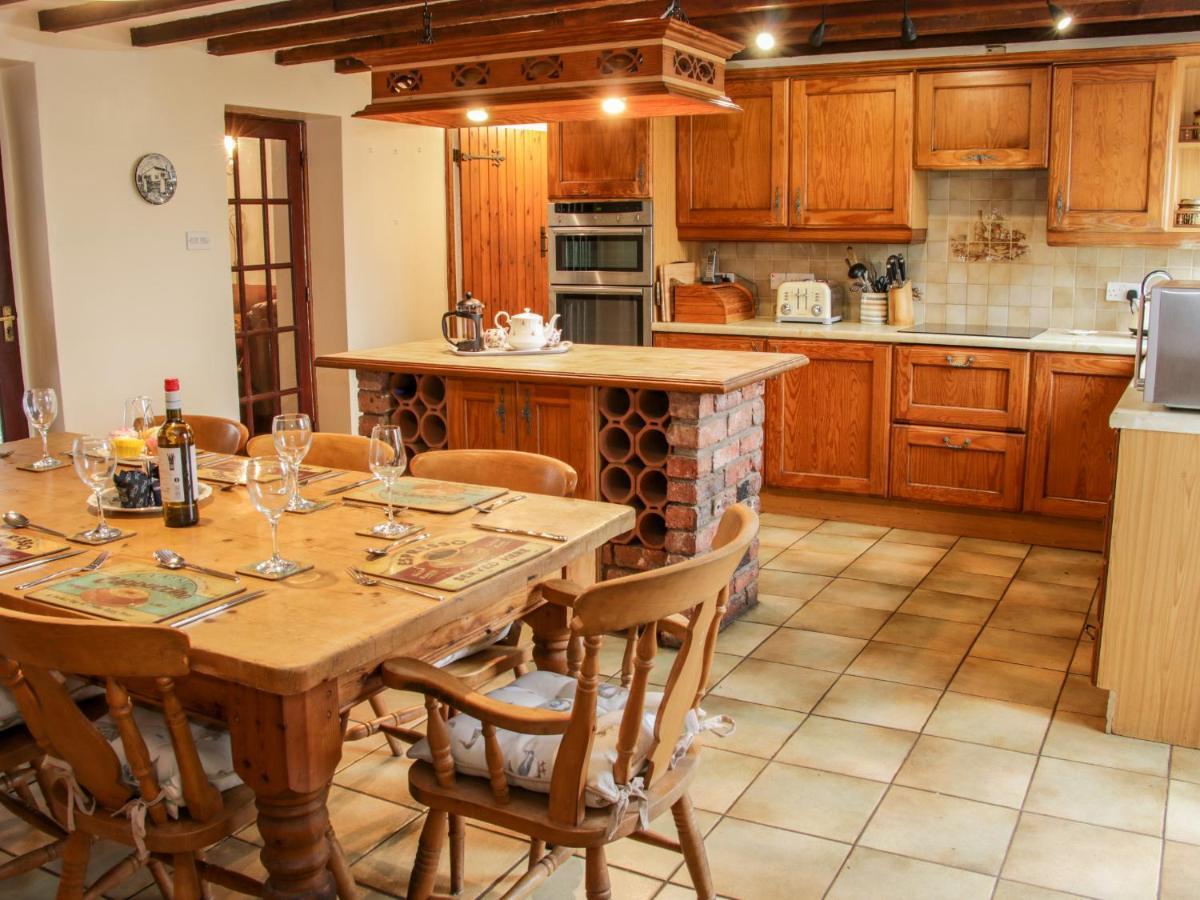 Bryn Celyn Villa Oswestry Eksteriør bilde